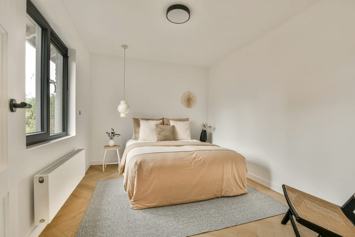 Photo 23 of Gerard Doulaan 8