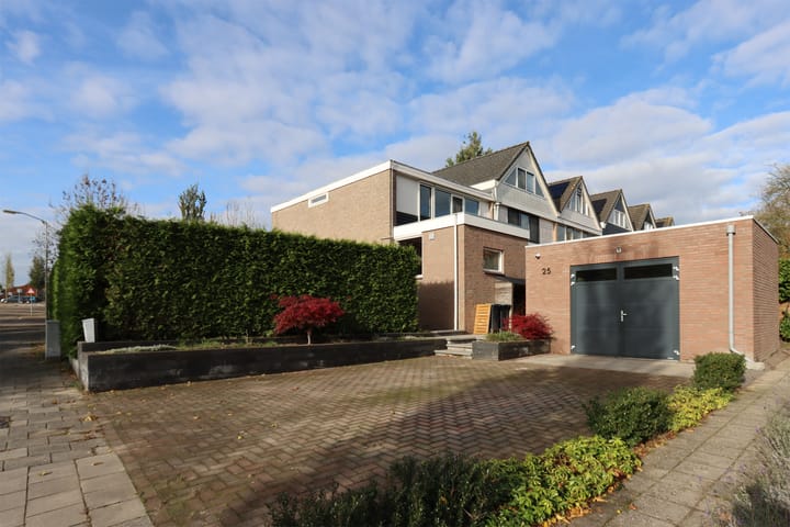 Photo 6 of van Ruysdaelweg 25