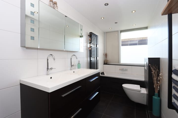 Photo 29 of van Ruysdaelweg 25