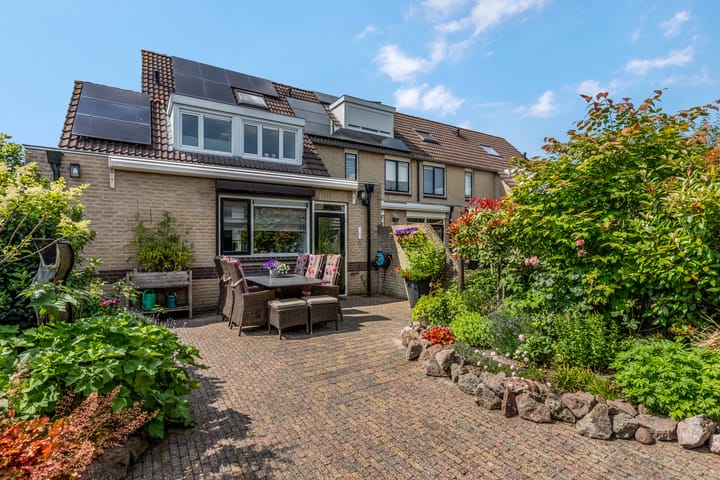 Photo 2 of Griegstraat 2