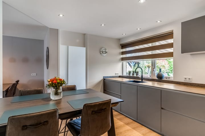 Photo 17 of Griegstraat 2