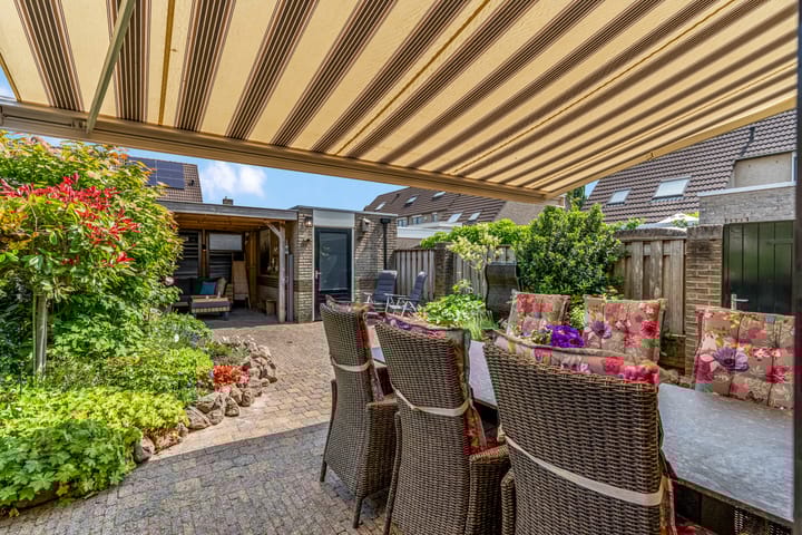 Photo 34 of Griegstraat 2