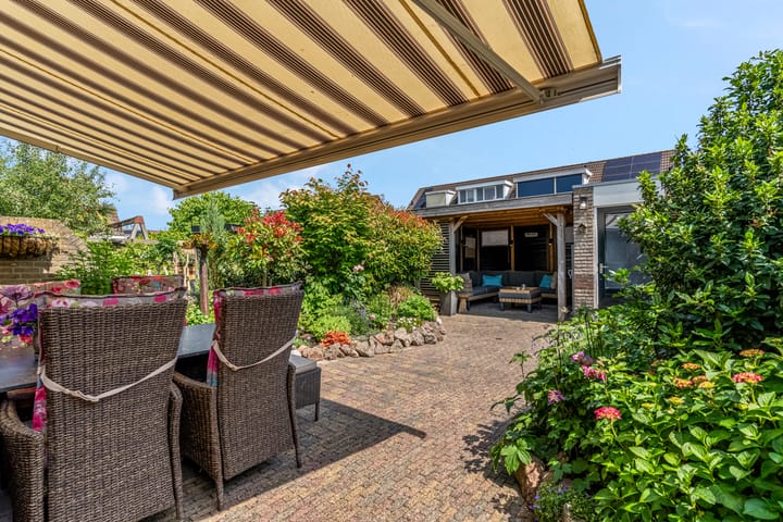 Photo 36 of Griegstraat 2