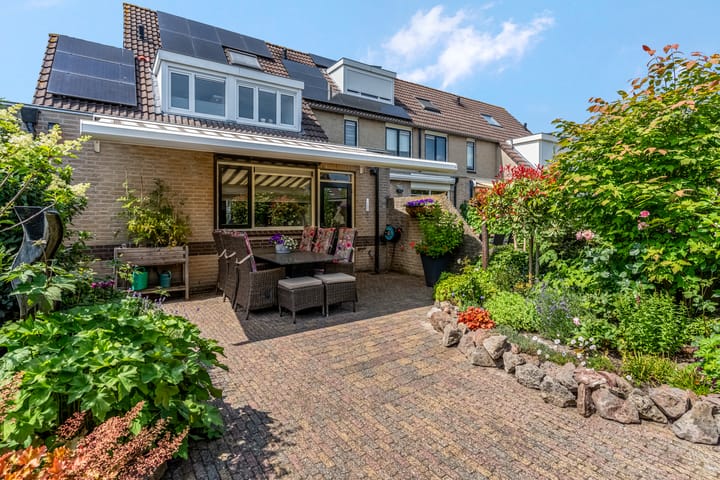 Photo 38 of Griegstraat 2