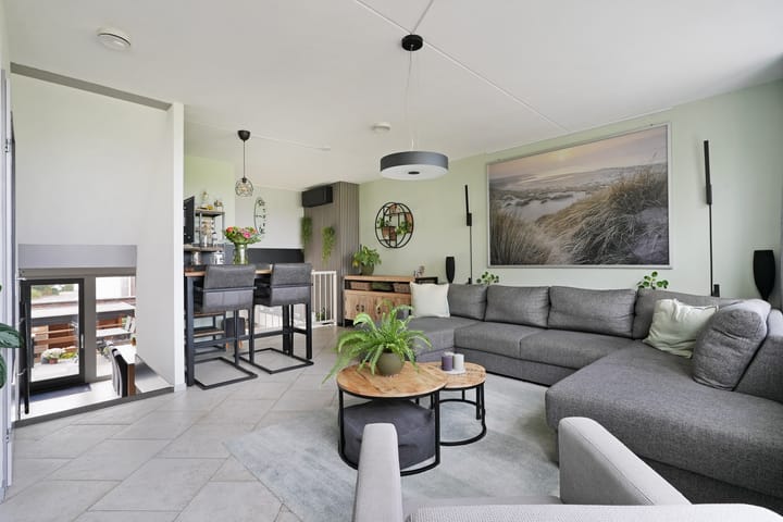 Photo 2 of Strandwal 77