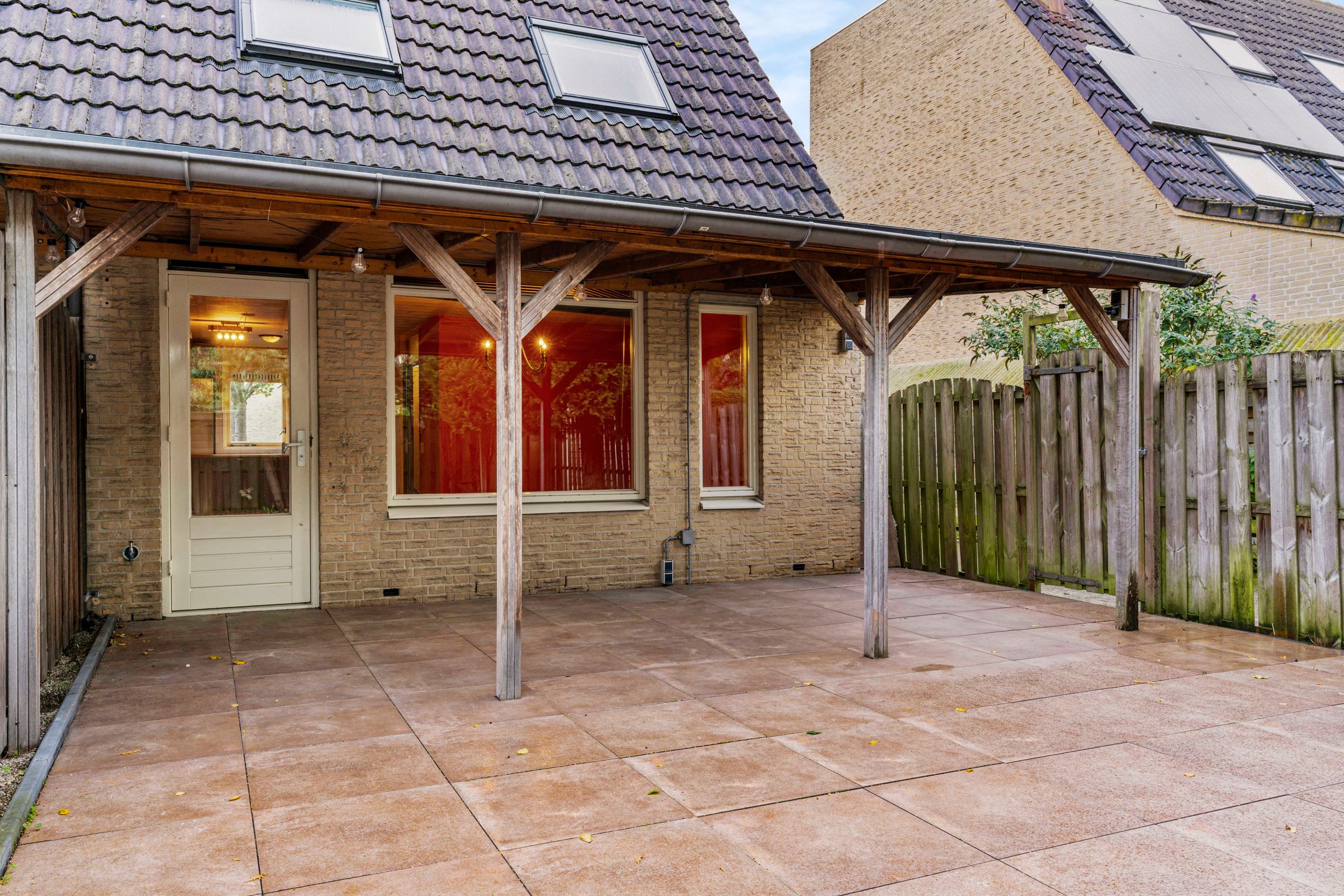 Foto 12 van Bertha von Suttnerlaan 18