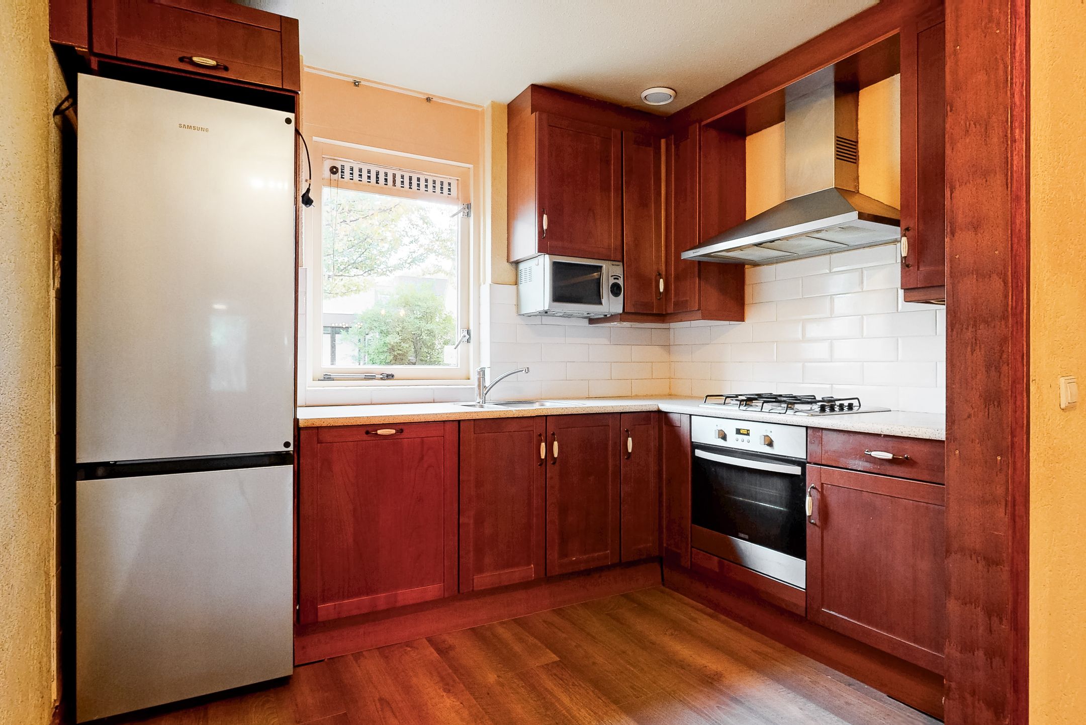 Foto 6 van Bertha von Suttnerlaan 18