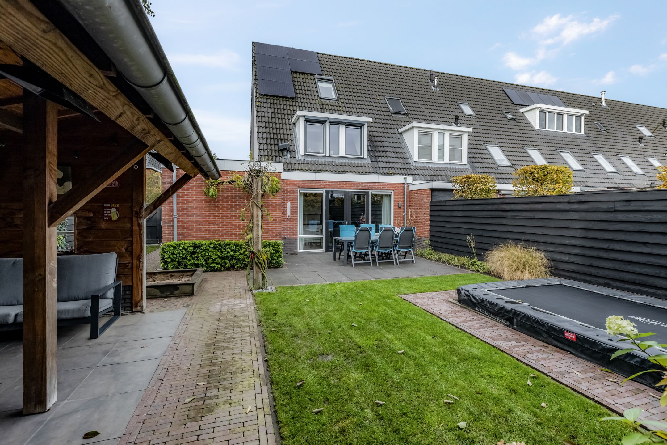 Photo 3 of Veldjeshof 9