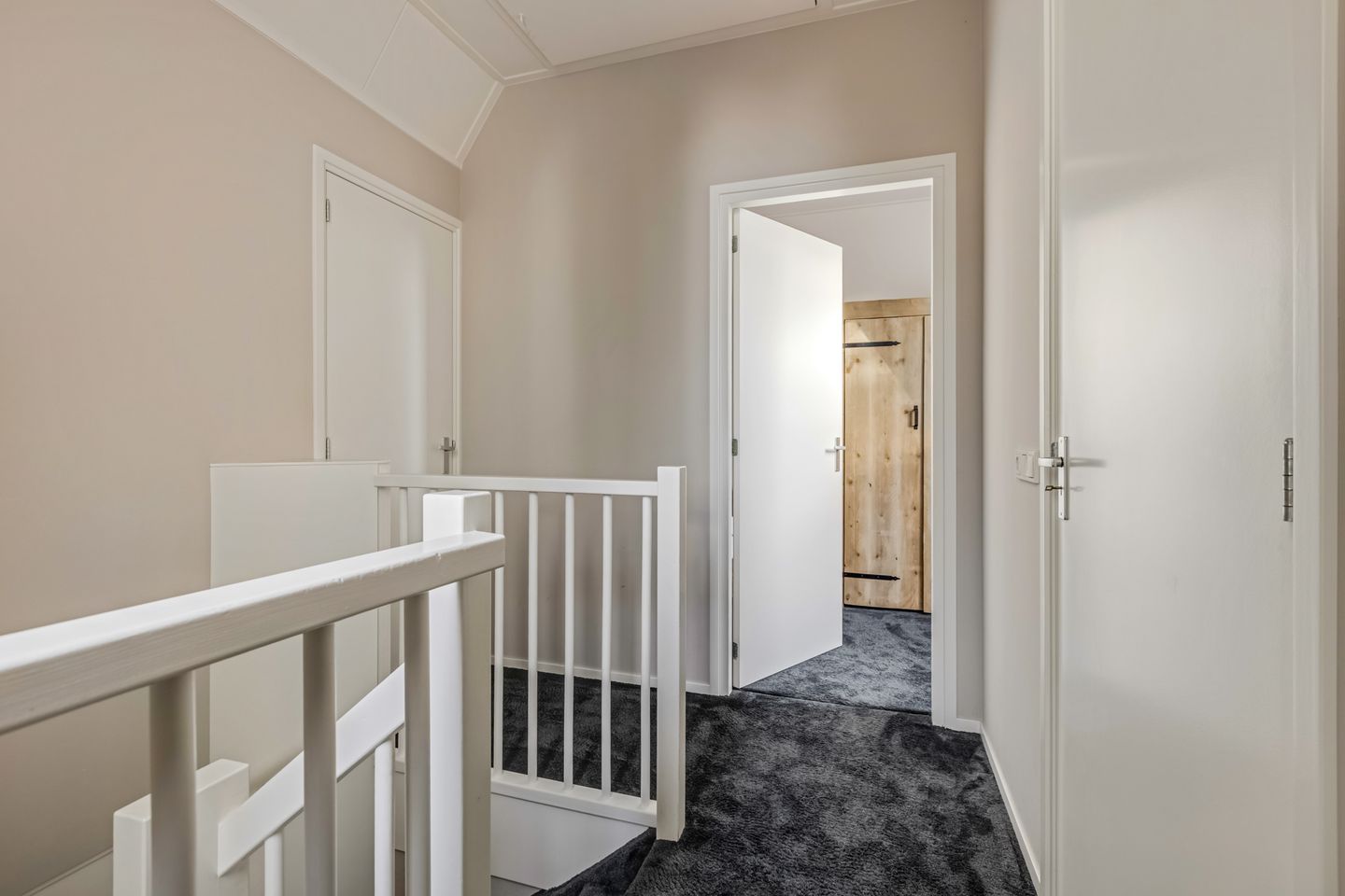 Photo 25 of Veldjeshof 9