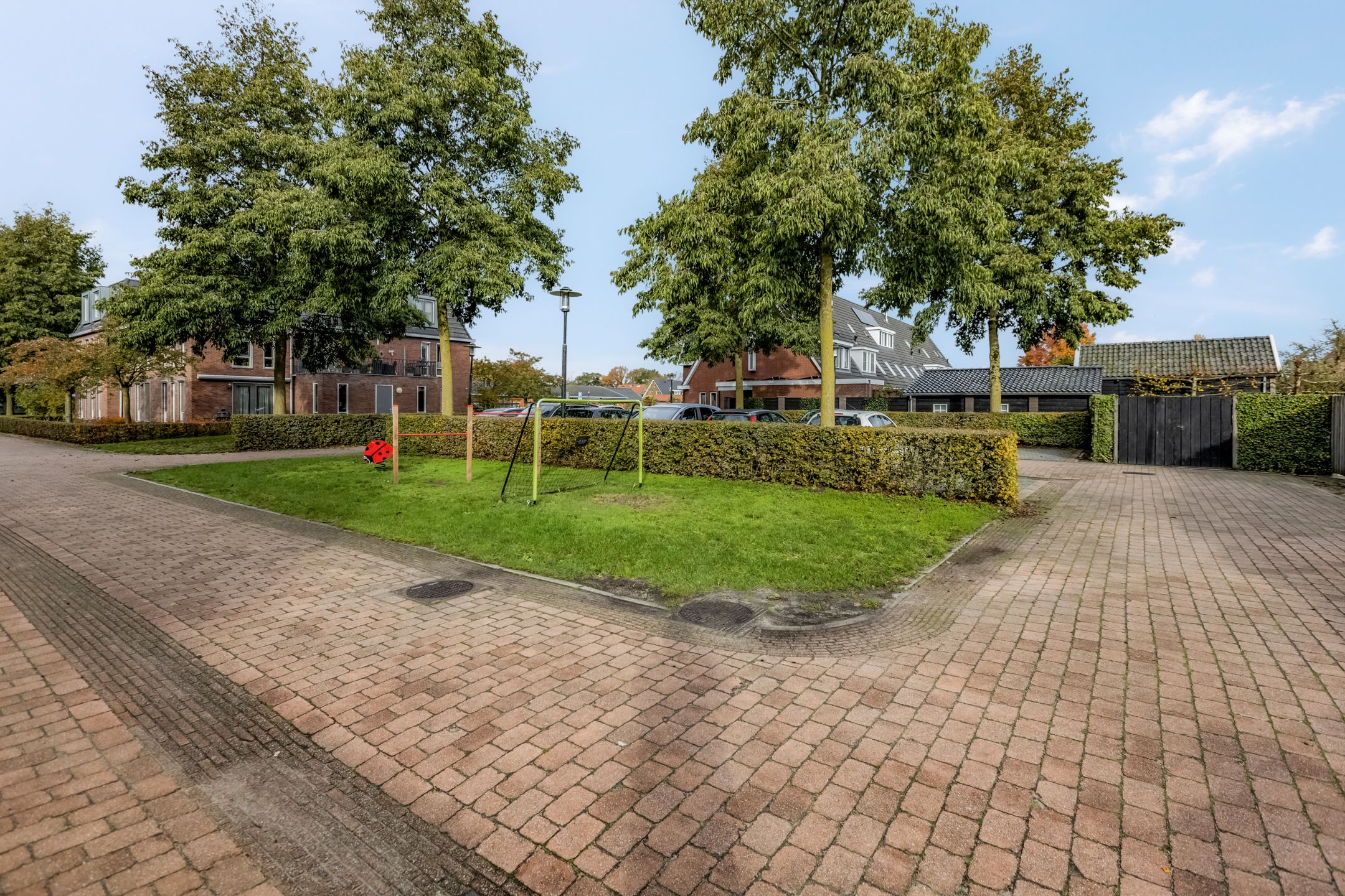 Photo 42 of Veldjeshof 9