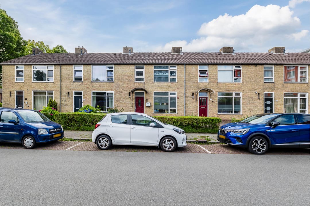 Foto 1 van Veldspaatstraat 102