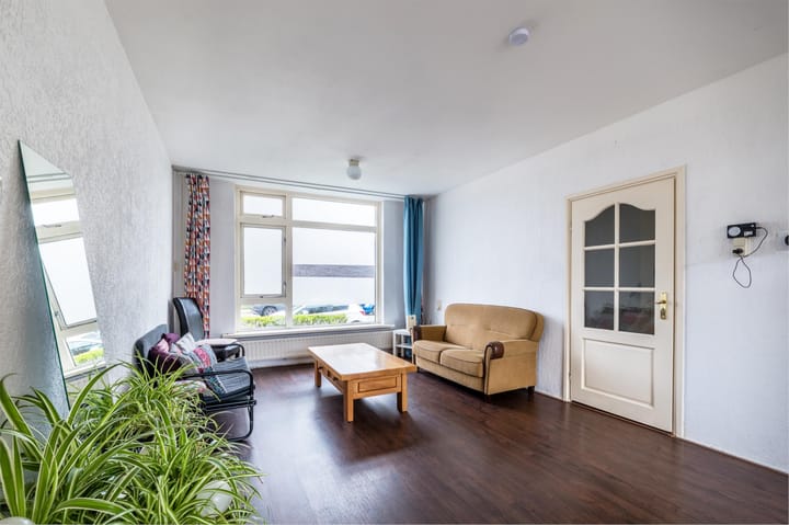 Photo 11 of Veldspaatstraat 102