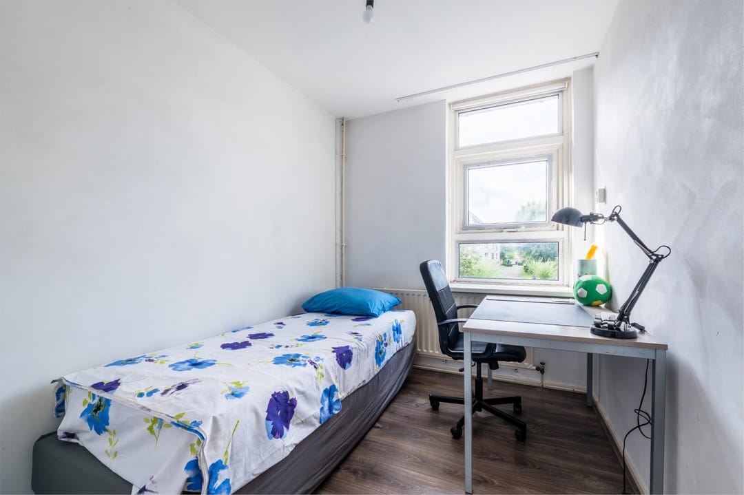 Foto 17 van Veldspaatstraat 102