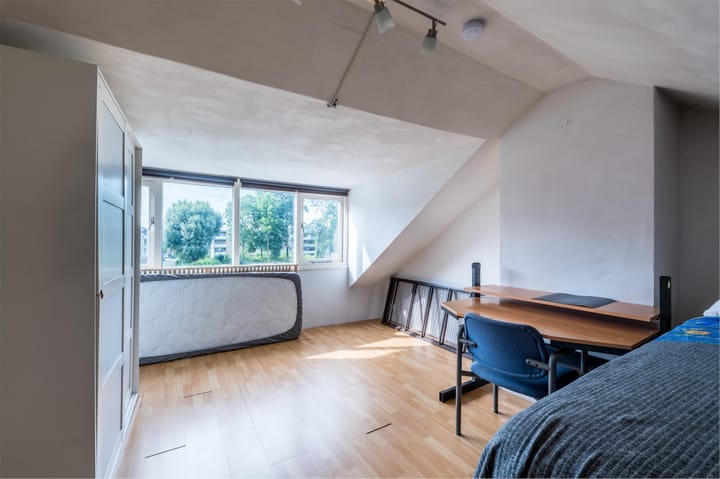 Photo 30 of Veldspaatstraat 102