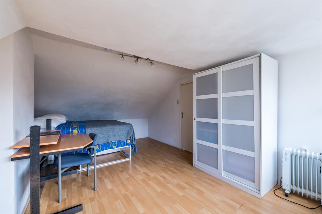 Foto 31 van Veldspaatstraat 102