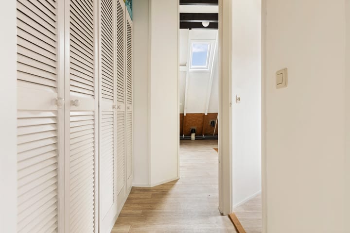 Photo 27 of Helper Oostsingel 67