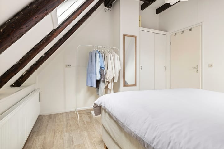 Photo 29 of Helper Oostsingel 67