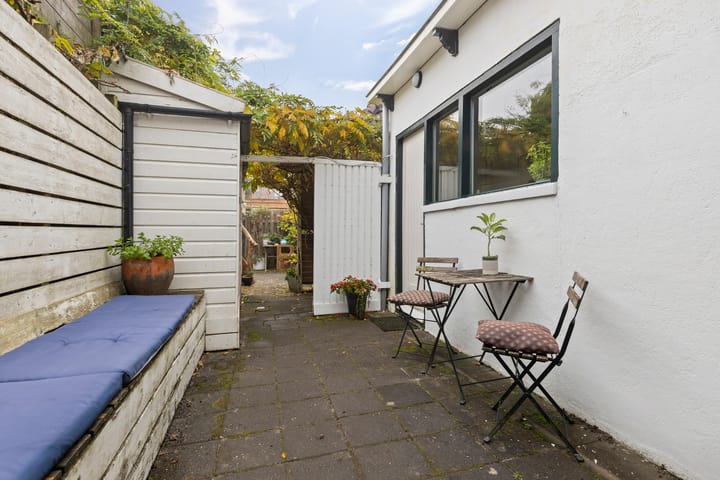 Photo 37 of Helper Oostsingel 67