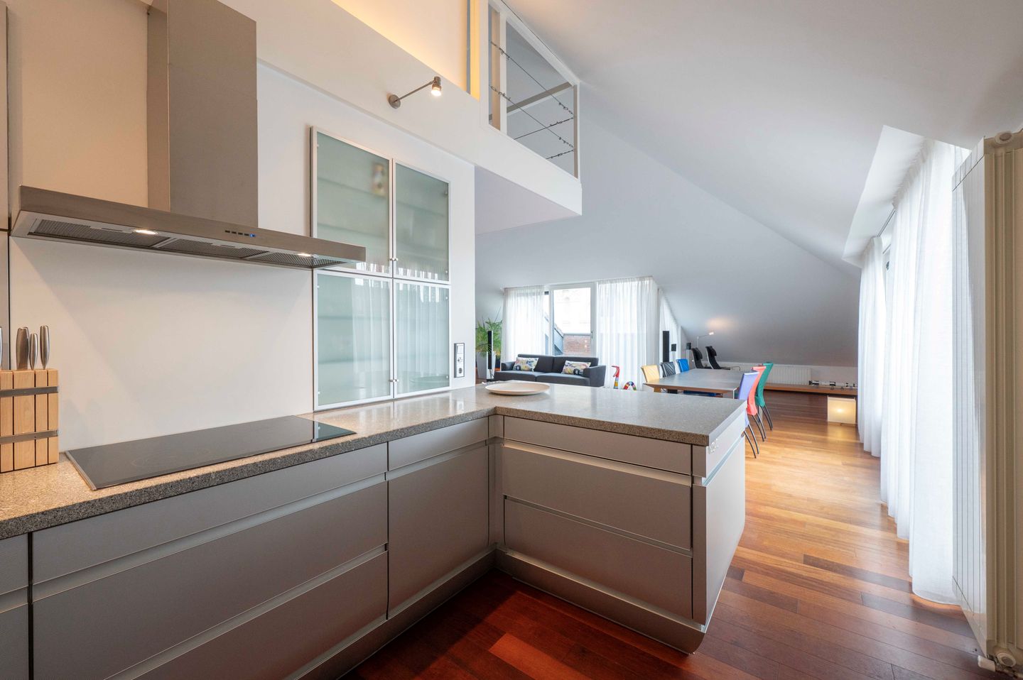 Foto 25 van Jan Gielenplein 24