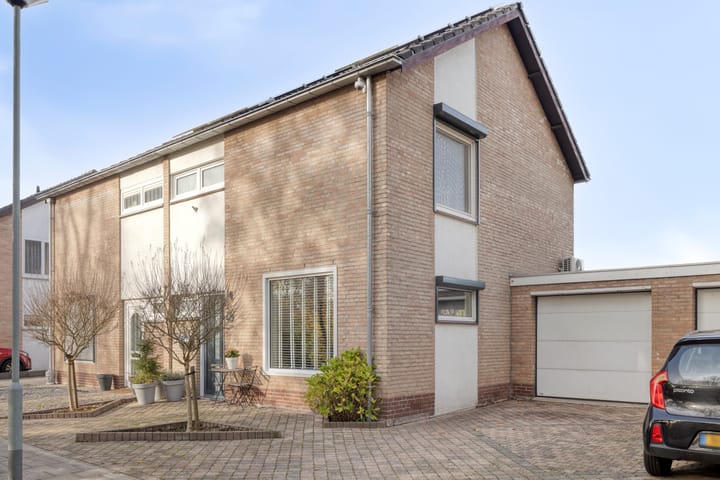 Photo 45 of Pr Willem Alexanderstr 6