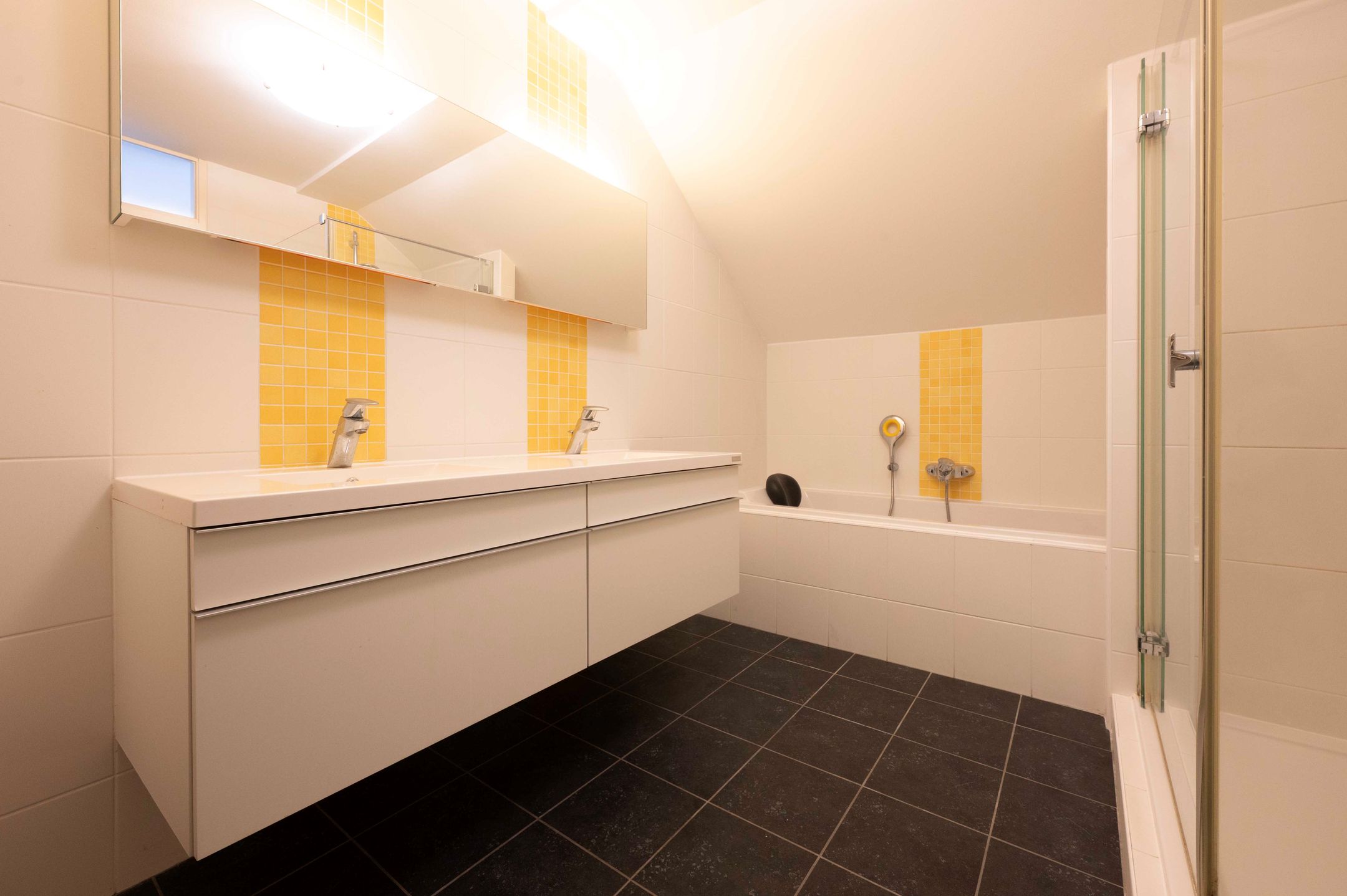 Foto 30 van Jan Gielenplein 24