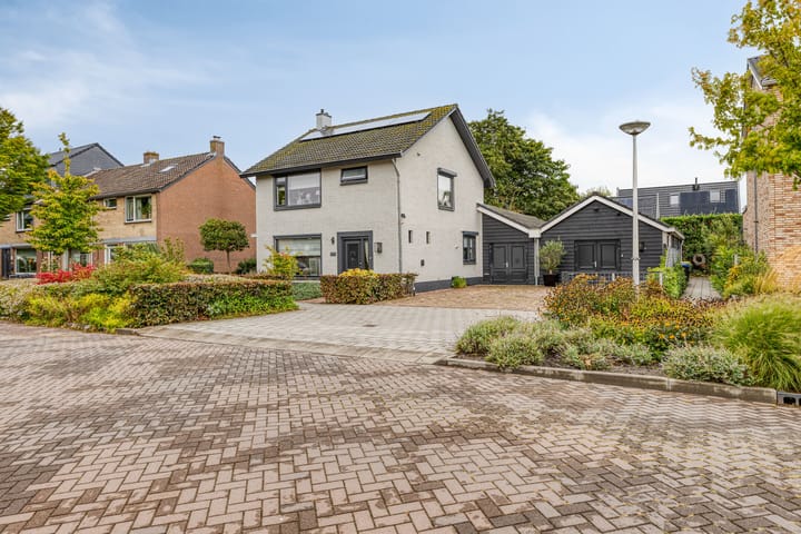 van Gaesbeekstraat 8