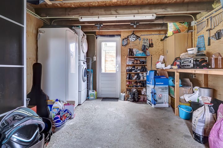 Photo 24 of Irenestraat 7