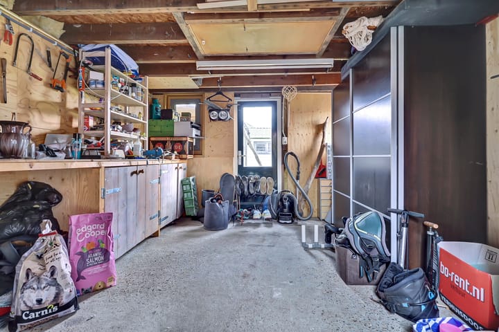 Photo 23 of Irenestraat 7