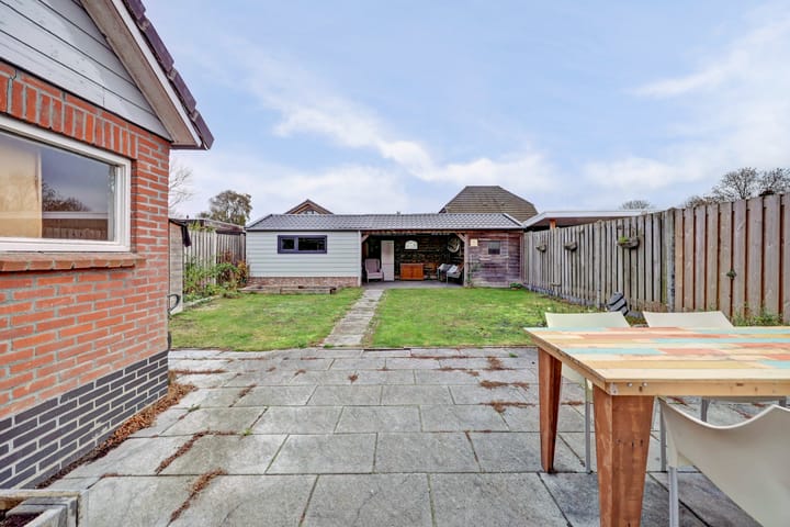 Photo 25 of Irenestraat 7