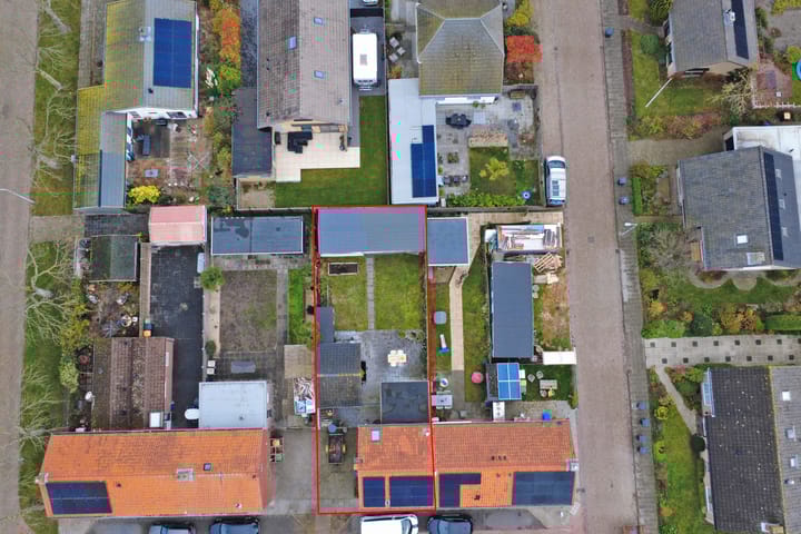 Photo 33 of Irenestraat 7