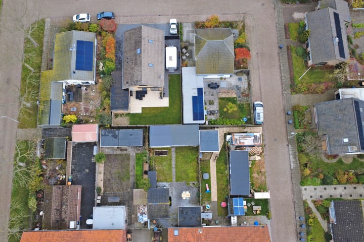 Photo 35 of Irenestraat 7