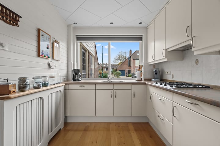 Photo 10 of Purperreiger 7