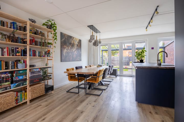 Photo 13 of It Bynt 60