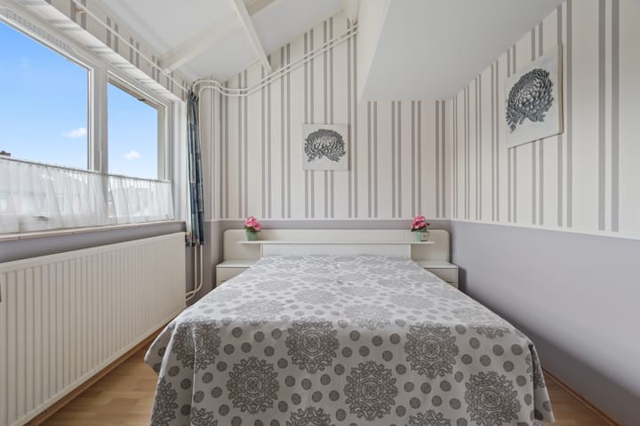 Photo 17 of Purperreiger 7