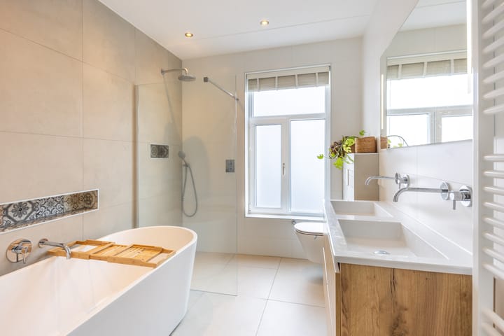 Photo 33 of It Bynt 60