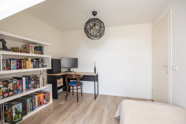 Photo 42 of It Bynt 60