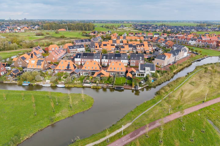 Photo 51 of It Bynt 60