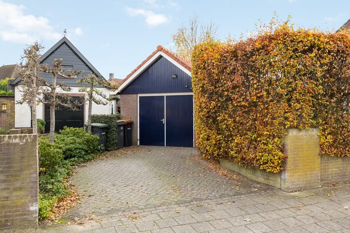 Photo 50 of Stationsstraat 11