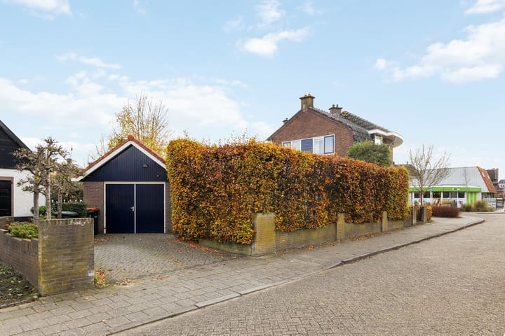 Photo 51 of Stationsstraat 11