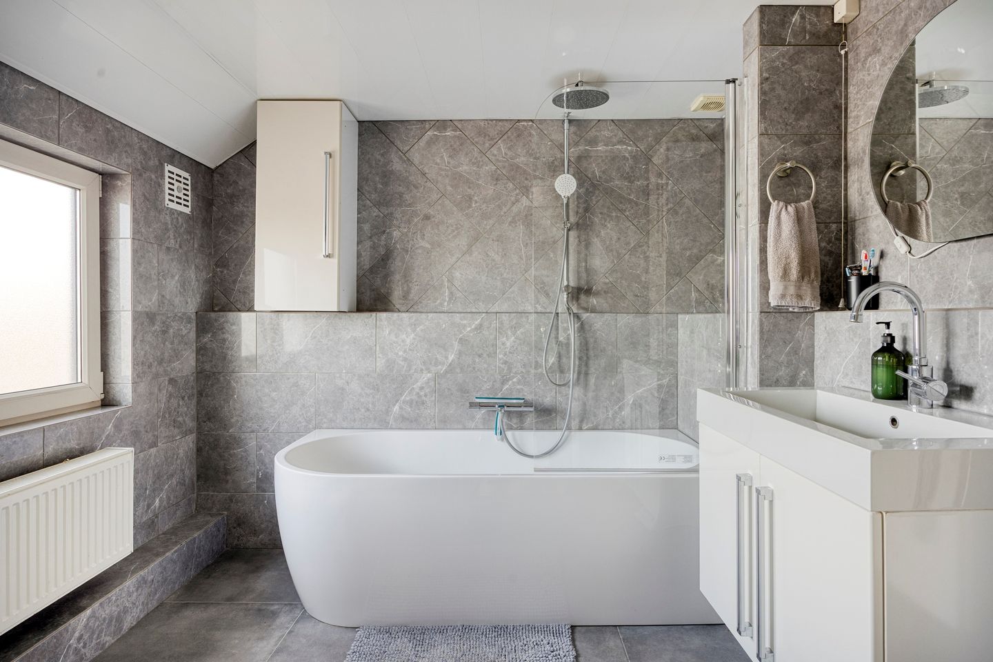 Photo 20 of Gezetstraat 12