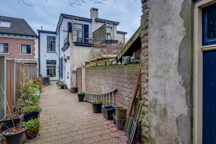 Photo 24 of Kruisstraat 12