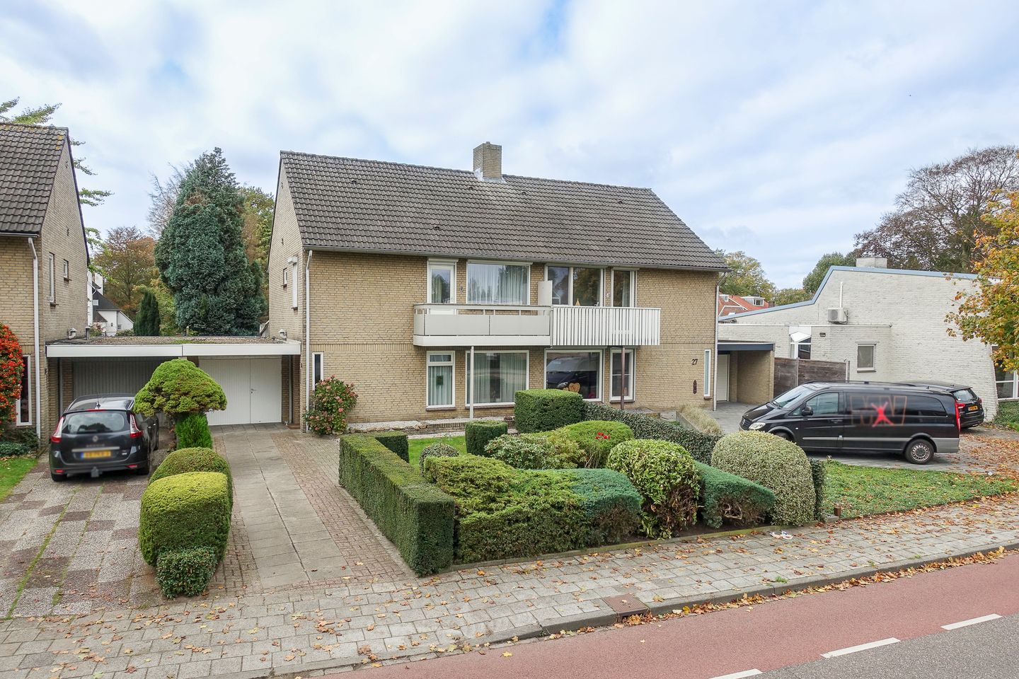 Foto 1 van Emmalaan 25