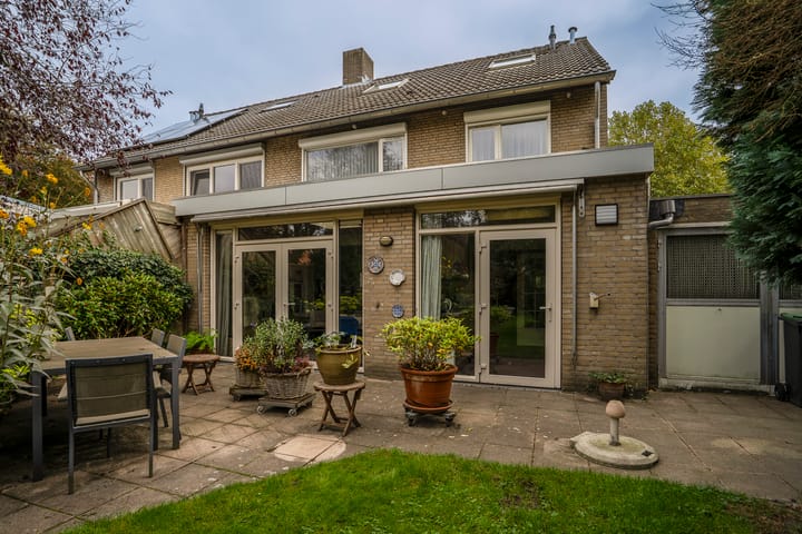 Foto 21 van Emmalaan 25