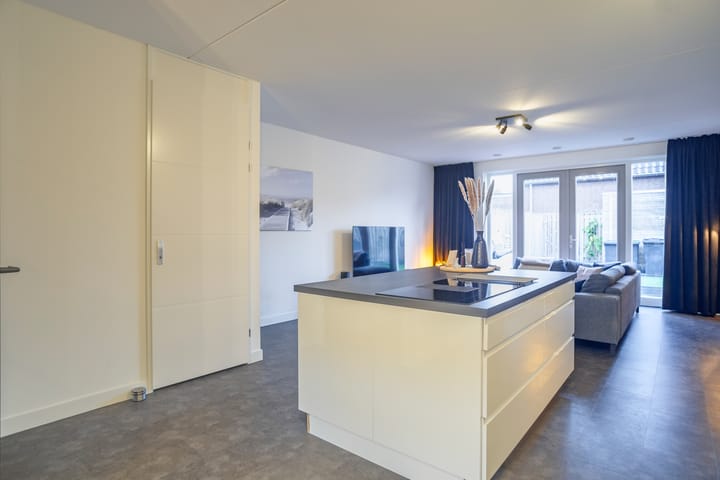 Foto 12 van Schoolstraat 27-C