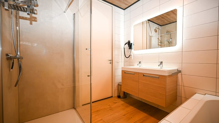 Foto 15 van Heereweg 5-33