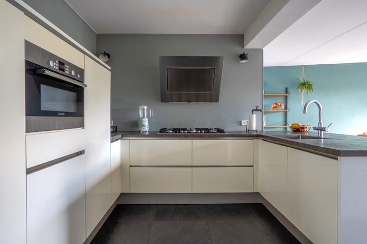 Photo 15 of Dorpsstraat 30