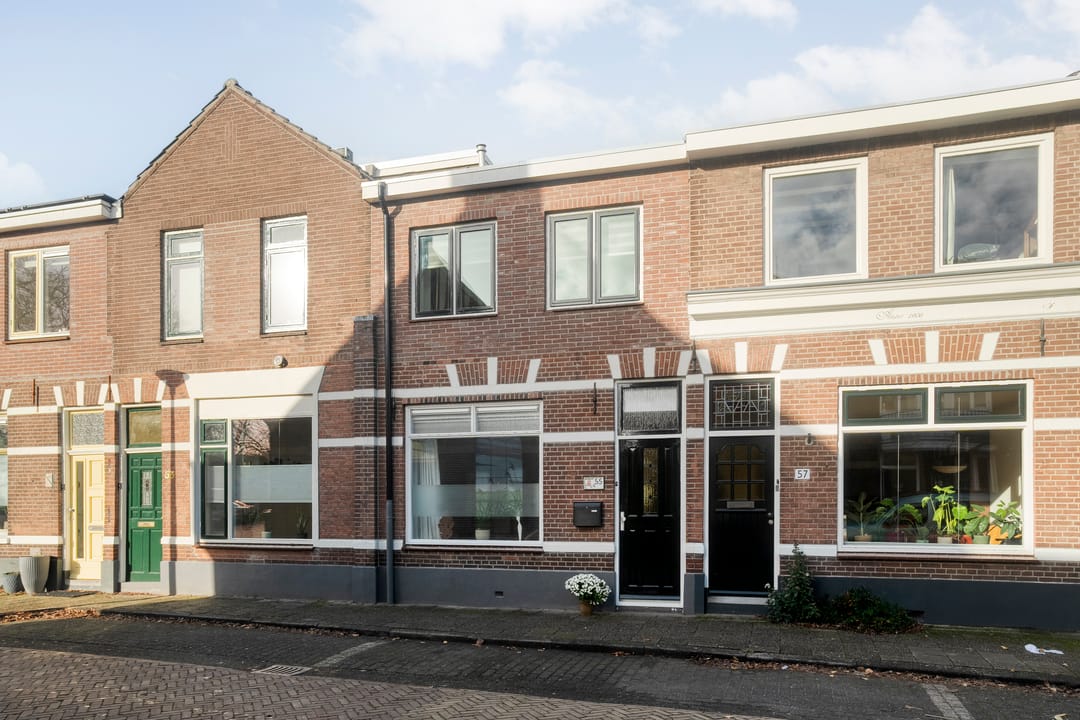 Foto 1 van Warmoesstraat 55