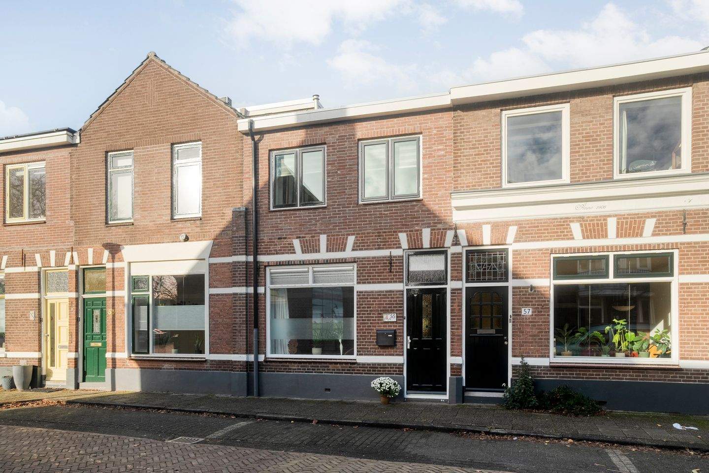 Photo 1 of Warmoesstraat 55