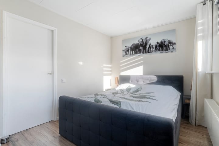 Photo 25 of Warmoesstraat 55