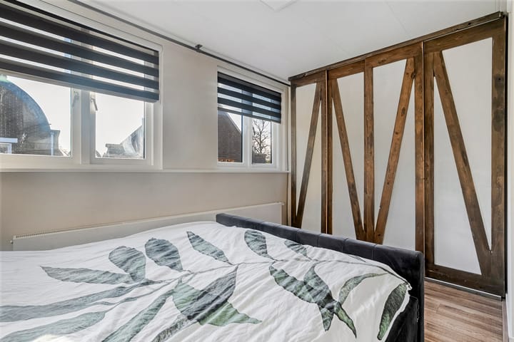 Photo 26 of Warmoesstraat 55